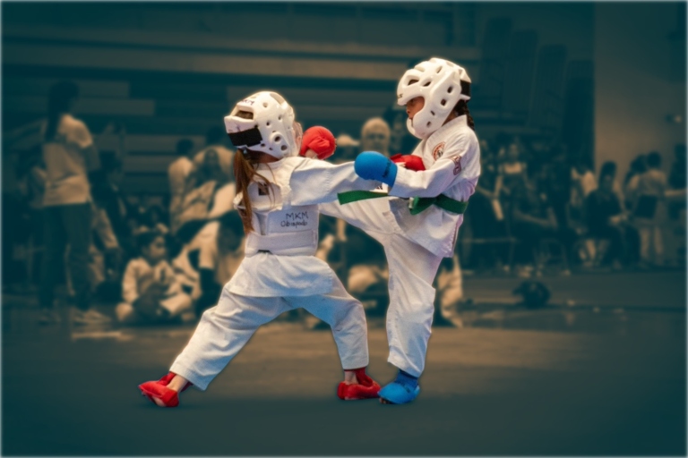 MKM presentes en un torneo en kumite categoría infantil